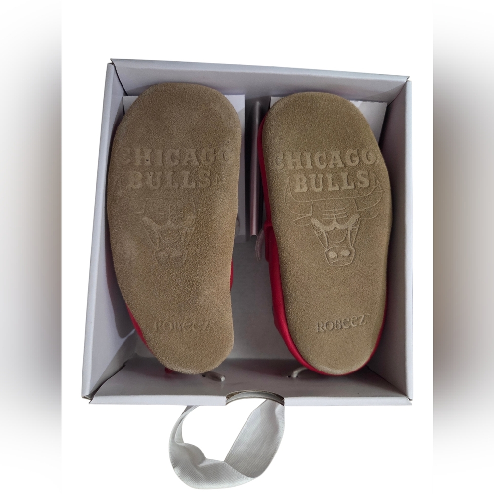 Robeez NEW Chicago Bulls NBA Soft Sole Casual 100% Leather Shoes. Benny The Bull - Picture 6 of 8